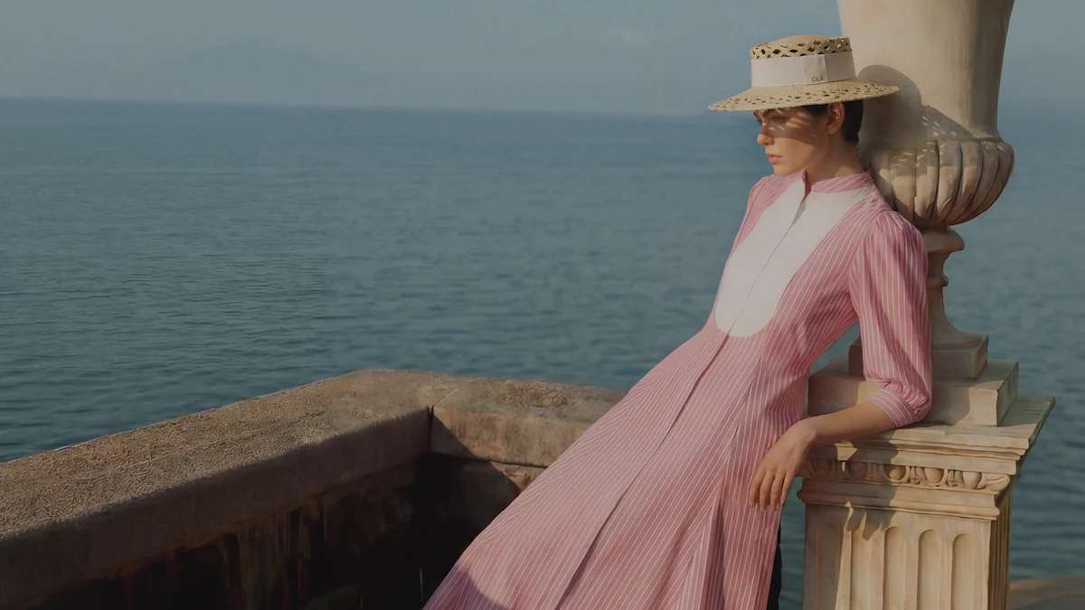 Retro Charm for Modern Femininity